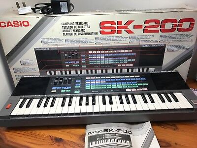 Casio-SK200-Synth-Sampling-Keyboard